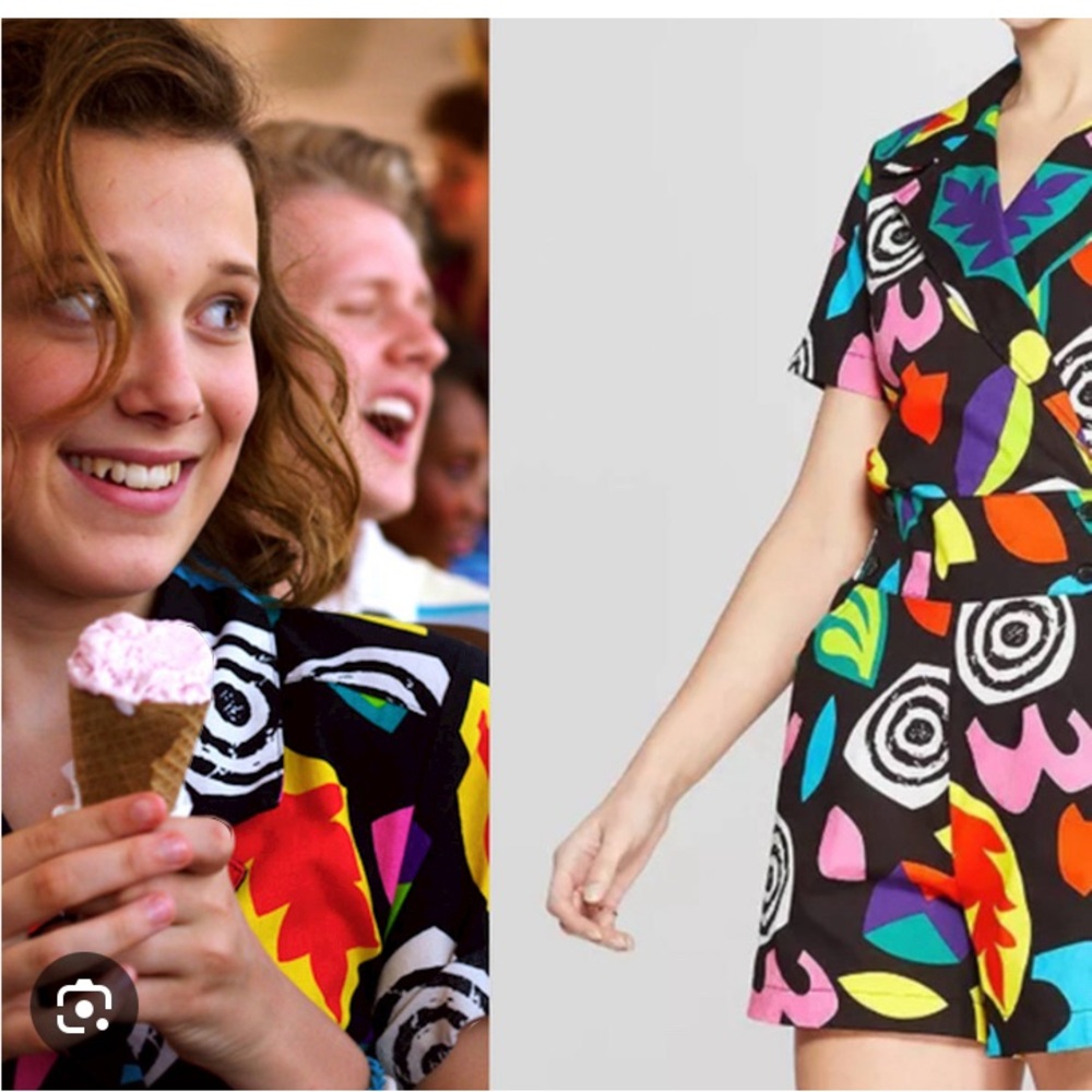 Stranger things Eleven costume jumper. Colorful pattern outfit with belt.